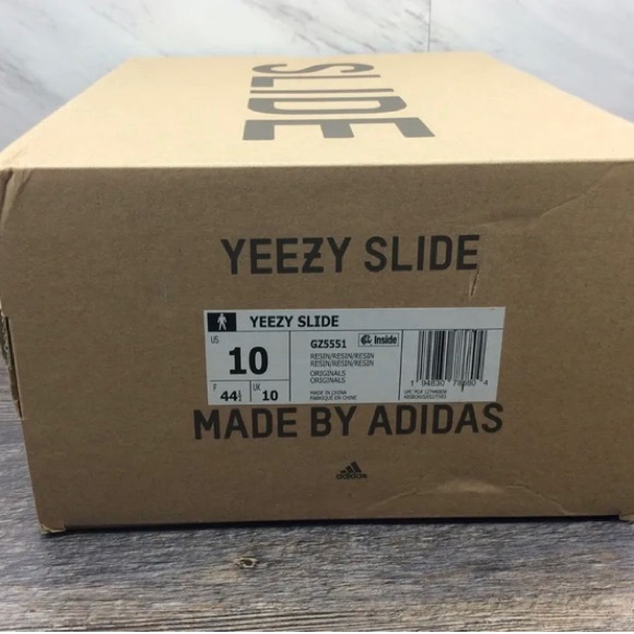 Adidas Yeezy slides. US 10 - Picture 6 of 6